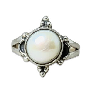 Bague en argent perle blanche faite à la main 925 bague en argent sterling massif avec pierres précieuses bijoux de mariage élégants fabricant direct en gros - Product Image 1