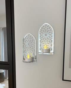 Porte-bougie décoratif en métal blanc avec gobelet en verre bleu pour la décoration murale intérieure, salon de luxe, boutique - Product Image 3