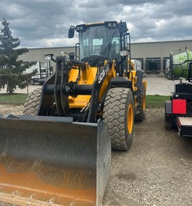 Mini-excavatrice haute performance avec moteur Kubota, disponible en versions 2 tonnes et 5 tonnes, fonctionnement fluide et efficace - Product Image 3
