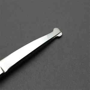 Prix de gros Ciseaux pour poils d'animaux Ciseaux de toilettage pour chiens en acier inoxydable avec peigne Kit combiné Nettoyage et toilettage pour animaux de compagnie - Product Image 5