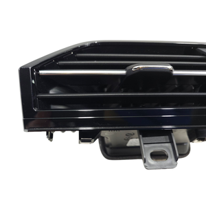 ช่องระบายอากาศบนแผงหน้าปัดด้านขวา สำหรับรถยนต์ AUDI Q3 ซีรีส์ (F3B) รุ่น 83B820902 (18>) - Product Image 4
