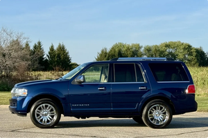 LISTO PARA CONDUCIR - USADO, VOLANTE A LA IZQUIERDA |   Volante a la derecha |   LINCOLN NAVIGATOR RSS 4×4 2010 con 31 mil millas - Product Image 2