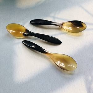 Cuillère naturelle 100% corne de buffle 12cm vaisselle ustensiles de cuisine respectueux de l'environnement artisanat de service fabriqué par VITRAPRO - Product Image 2