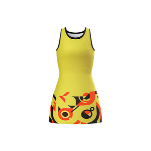 Vêtements de sport de netball réversibles personnalisés avec impression numérique, matière 100 % polyester, étiquette personnalisée, coupe et design parfaits - Product Image 1