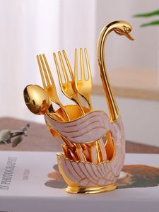 Ensemble de couverts en corne véritable de style animal, fait à la main, toucher réel, rond, 24 pièces avec support pour l'art et les objets de collection - Product Image 4
