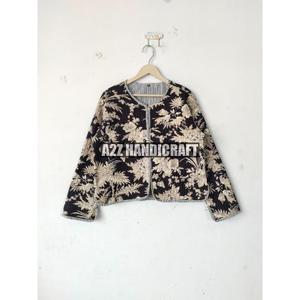 Abrigo bohemio acolchado Reversible Chaqueta acolchada Bloque estampado bohemio Mujeres Botón a rayas Abrigo más cercano Otoño Vacaciones Abrigo hecho a mano - Product Image 1