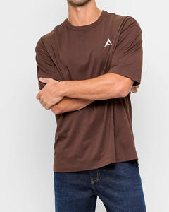 เสื้อยืดผ้าฝ้าย100% ทรงสลิมฟิตสำหรับผู้ชายคอกลมและแขนครึ่งแขนปรับแต่งได้ปักโลโก้และพิมพ์ลายดิจิตอล - Product Image 1