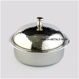 Casserole en acier inoxydable de haute qualité avec finition argentée et dorée pour la cuisine à domicile. - Product Image 5