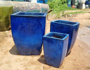 Macetas y macetas esmaltadas redondas modernas azules de Gol Company Ecológicas para uso en el hogar y el jardín al aire libre Stock disponible - Product Image 3