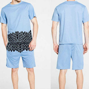 Conjunto de pantalones cortos y camisetas de alta calidad para hombre, chándal de manga corta de algodón con logotipo personalizado de verano caliente, patrón sólido transpirable - Product Image 3