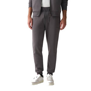 Conjunto Deportivo Personalizado para Hombre, Sudadera con Cierre y Pantalones Deportivos Morados, Corte Regular, 100% Algodón con Diseño Personalizado - Product Image 2