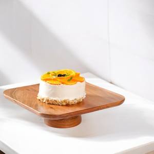Support à gâteau en bois carré élégant avec finition brune pour servir le gâteau aux dîners Outils de gâteau Produit - Product Image 1