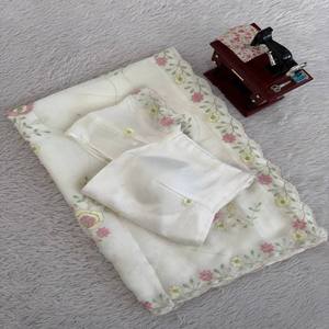 Sari de Chifón Pesado VASTRA COTTAGE con Intrincado Trabajo de Hilo, Sari de Diseñador con Blusa de Chifón sin Coser a Juego - Product Image 5