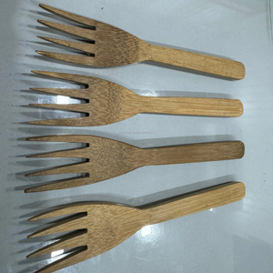 Juego de Cucharas de Madera Hechas a Mano, Vintage y Ecológicas (Cucharas para Servir Ensaladas y Cenas) de la India, Venta al por Mayor, Utensilios para Bodas - Product Image 1