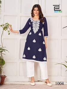 Conjunto de Kurti Bordado Estilo Bollywood de Tela de Rayón con Corte Único, Mejor Precio, Oferta de Compra al por Mayor - Product Image 5