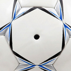 Balón de Fútbol Híbrido de Cuero de Alta Calidad, Color/Tamaño/Logotipo Personalizados, Deportes de Equipo, Venta al Por Mayor, Cantidad a Granel, MUSRIZ ENTERPRISES - Product Image 3