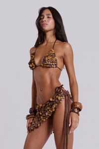 Robe de plage sexy une pièce personnalisée avec ensemble de bikini à perles audacieuses, décolleté plongeant, strings en V, coquillages, prêt-à-porter, logo tissé sur le devant - Product Image 5