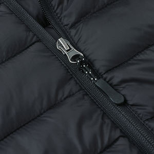 Nouvelle arrivée Veste matelassée pour homme Style streetwear Broderie sur toile Décoration Veste d'hiver chaude en duvet Vente directe d'usine - Product Image 4