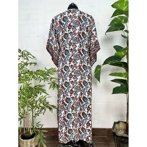 Nouveau Kaftan en Mélange de Soie Style Modeste Vêtements de Détente Luxe Ultime Tenue de Nuit pour la Plage Doux Léger Fluide - Product Image 5