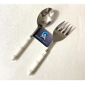 Serveur à salade plaqué or PVD de haute qualité avec manche en résine design, outils à salade luxueux, ustensiles de cuisine, cuillère à servir, fourchette - Product Image 4