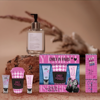 Ensemble de soins hydratants pour la peau Emily in Paris avec gel douche et bain à la glycérine, lotion corporelle, cosmétique de qualité française 65 ml