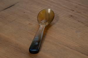 Cuillère de luxe en corne de bœuf 100% qualité supérieure, couverts polis de couleur naturelle, style animal, à bas prix - Product Image 5