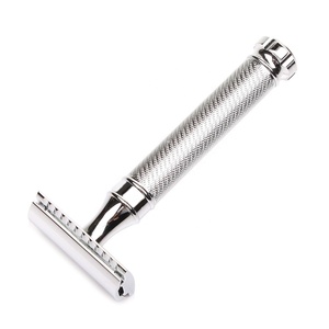 มีดโกนสองคมแบบใช้ซ้ำได้ สำหรับโกนหนวด โกนขนตามร่างกาย และโกนบริเวณบิกินี่ - สำหรับผู้ชาย - Product Image 1