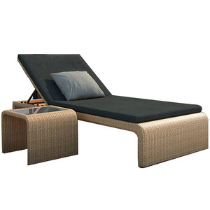 Chaise longue pliante en rotin PE de qualité supérieure avec coussin en polyester, résistante aux intempéries, pour extérieur, bord de piscine, usage intensif, villa, cour - Product Image 3