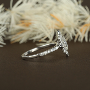 Fantaisie Emerald Cut Solitaire vvs1 Lab Grown Diamond Ring Made In 10K 14K 18K Solid Gold pour les femmes - Product Image 4