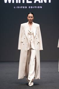 Abrigos de mujer listos para enviar Rohde abrigo de doble botonadura ropa de bolsillo delantero mujeres tela de buena calidad ropa de Boutique mujeres - Product Image 2