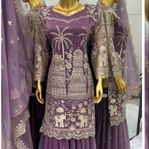 Setelan Sharara bordir berat elegan dengan detail payet dan Dupatta biru dongker sempurna untuk perayaan perayaan perayaan perayaan Lebaran - Product Image 2