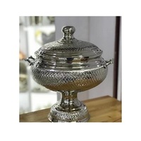 Speisewärmer in Goldfarbe aus Metall, Chafing Dish mit ansprechendem Design, Chafing Dish in individueller Größe und Form.
