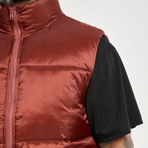 Diseño personalizado de alta calidad de lona Stand Collar cremallera frontal impermeable a prueba de viento Chaleco de burbuja para los hombres - Product Image 4