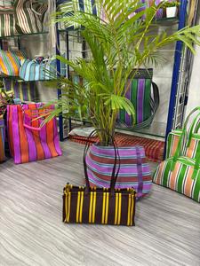 Estuches de cosméticos de alta calidad grandes y elegantes, bolsas de polipropileno de plástico reciclado de estilo moderno, cierre de cremallera, maquillaje femenino - Product Image 5