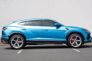 Lamborghini Urus 2022 en parfait état - Product Image 2