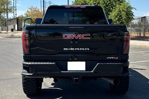 GMC Sierra 1500 AT4 2023 SUPER LIMPIO, LISTO PARA ENVIAR - Product Image 2