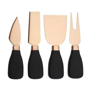 Ensemble de service à fromage moderne en acier inoxydable avec poignée noire pour les réceptions à domicile - Product Image 1