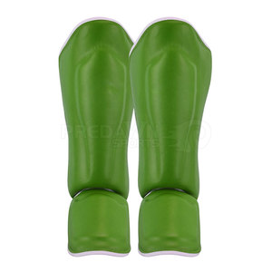 2024 último diseño Shin Instep Guard MMA espinilleras de seguridad para equipo de protección Shin in Step Pad - Product Image 1