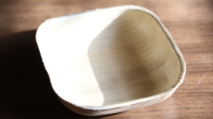 Bols en papier kraft jetables écologiques de vente chaude 500ml 750ml 1000ml 1300ml tailles avec couvercle transparent imprimé bol en bois à emporter - Product Image 3