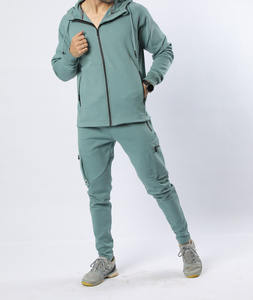 Conjunto Deportivo de Dos Piezas con Cremallera New Look para Gimnasio, Entrenamiento y Fitness, Chándal Informal para Hombre de Estilo Nuevo - Product Image 1