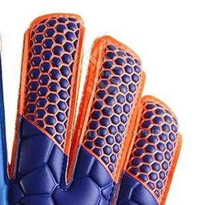 Gants de gardien de but de football en latex, vêtements de sport à la vente, gants de gardien de but de football personnalisés - Product Image 3