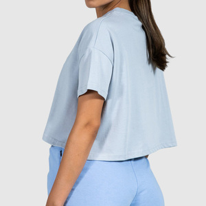 Haut court sexy pour femmes personnalisé pour l'été couleur unie court sport t-shirt de gymnastique ouverture sur le devant décontracté haut court en coton Streetwear - Product Image 3