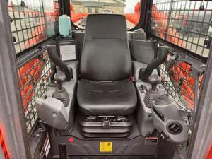 Chargeuse compacte Kubota SVL97-2 2024 avec moteur Changchai, boîte de vitesses, composants principaux de la boîte de vitesses - Haute efficacité - Product Image 4