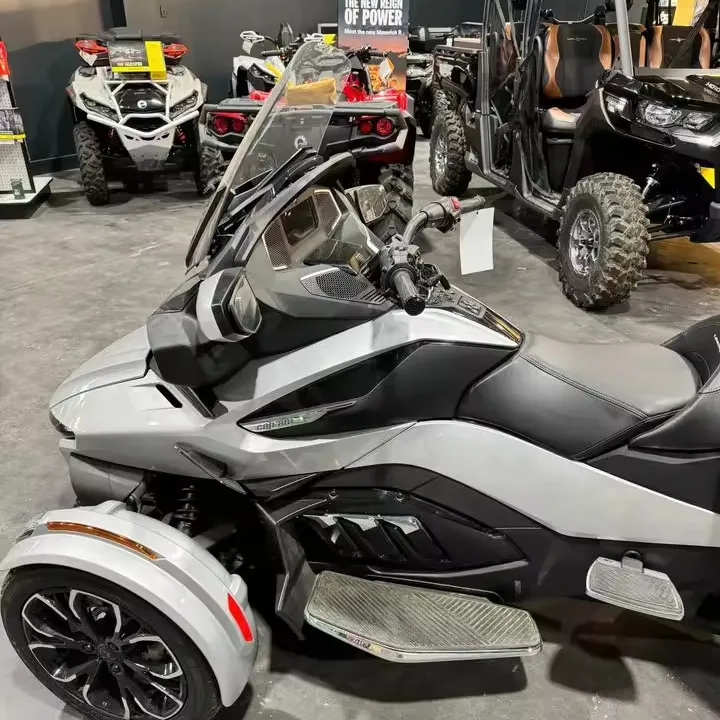 COMMENDABLE 2022 Can Am Spyder RT Édition limitée