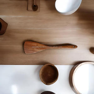 Utensilios de cocina de madera de acacia hechos a mano Utensilios de cocina y utensilios de cocina únicos de nuevo diseño para fiestas de inauguración de la casa - Product Image 2