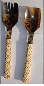 ช้อนส้อมเสิร์ฟสลัดทำจากเขาสัตว์ คุณภาพพรีเมียม ขายดี ชุดช้อนส้อมเสิร์ฟสลัดสำหรับใช้ในบ้านและร้านอาหาร - Product Image 4