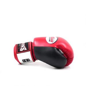 ถุงมือฝึกมวยไทยคุณภาพสูงสั่งทำพิเศษ ดีไซน์ระบายอากาศ ซับเหงื่อ ปิดด้วยแถบตีนตุ๊กแก หนังแท้ - Product Image 6