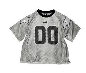 Maillot de football américain en maille Maillot de sport en tissu personnalisé avec logo en détresse Maillot de gardien de but en maille de couleur rouge - Product Image 3