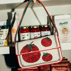 Bolso bordado artesanal con cuentas y correa larga - Product Image 1