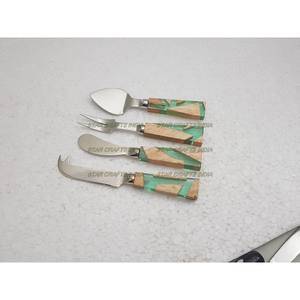 Vente chaude Résine Poignée Blanc avec Bois Couverts Ensemble Populaire Unique À La Main En Bois Cuillères Couteau et Fourchette Ensemble - Product Image 5